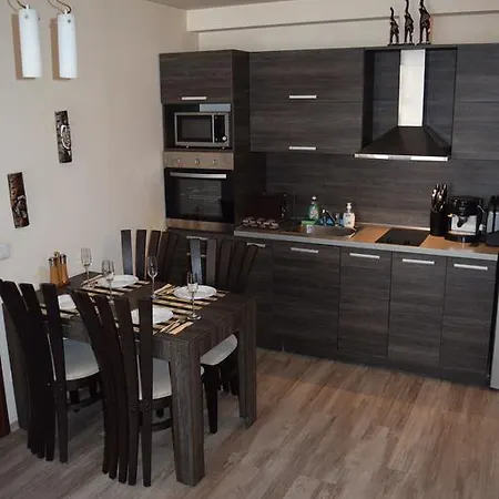 Liulin Center Apartment